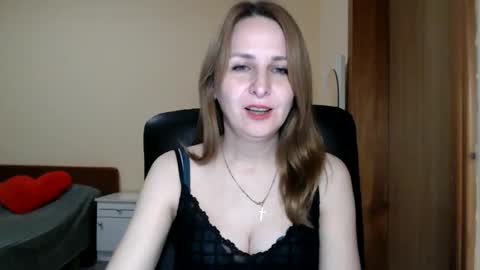 Snapshot of ruthpark chatting on April 22, 6:53 pm Ruth online show from April 22, 6:53 pm