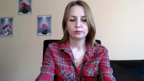 Snapshot of ruthpark chatting on May 3, 12:44 pm Ruth online show from May 3, 12:44 pm