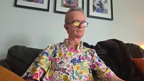 Snapshot of ruttingrabbit chatting on November 12, 8:52 pm ruttingrabbit online show from November 12, 8:52 pm