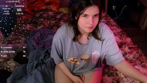 Ruyjin online show from December 25, 10:48 pm