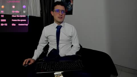 Snapshot of ryan15_ chatting on October 30, 12:34 am Ryan 15 online show from October 30, 12:34 am