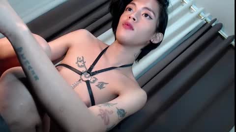 Its me Ryan  online show from December 17, 12:12 am