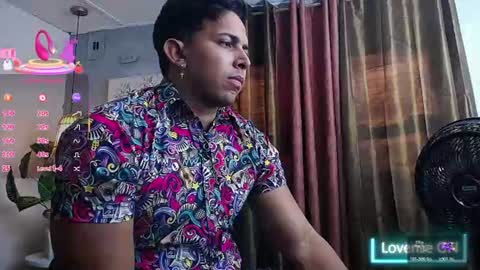 Snapshot of ryan_nesson chatting on June 18, 7:51 pm Ryan online show from June 18, 7:51 pm