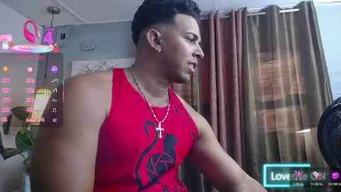 Snapshot of ryan_nesson chatting on June 23, 7:23 pm Ryan online show from June 23, 7:23 pm