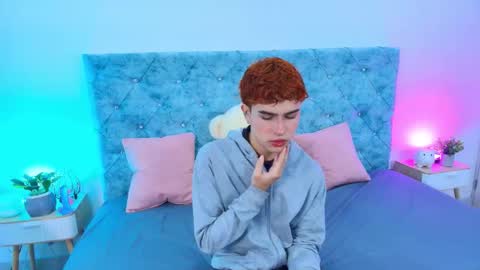 R Y A N   ON   F I R E online show from March 4, 11:16 am