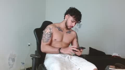 RYAN online show from January 4, 11:06 pm