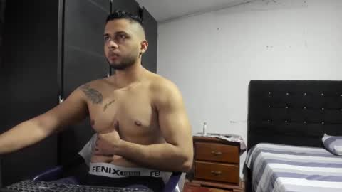 ryan_xc1 online show from March 1, 2:24 am