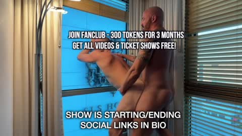 Snapshot of ryanandchadcb chatting on December 11, 7:36 pm Ryan  Chad online show from December 11, 7:36 pm