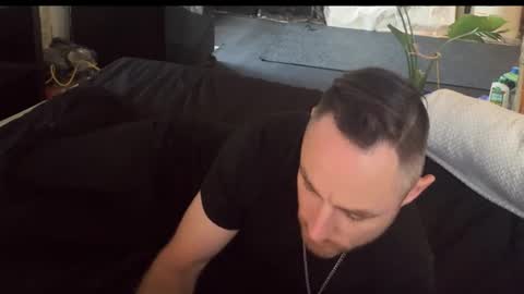 Ryan Jizz online show from November 12, 11:36 pm