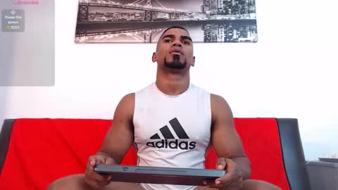 Instagram  Ryandwrn online show from September 28, 3:56 am