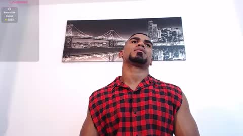 Instagram  Ryandwrn online show from October 15, 5:51 am