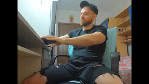 Ryanstone  online show from December 15, 5:12 am