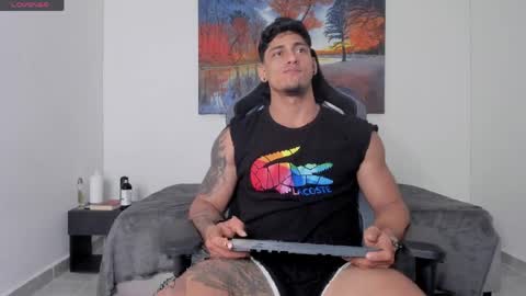 Snapshot of ryanwhite3 chatting on May 4, 11:34 pm ryanwhite3 online show from May 4, 11:34 pm