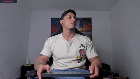 Snapshot of ryanwhite3 chatting on May 29, 11:14 pm ryanwhite3 online show from May 29, 11:14 pm