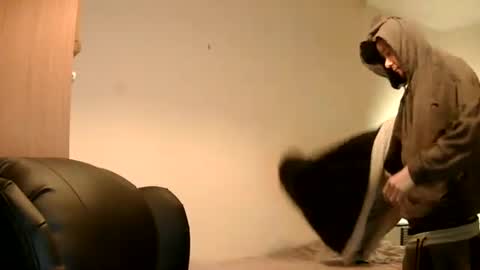 Snapshot of ryder93x chatting on September 11, 12:05 pm Ryder93 online show from September 11, 12:05 pm