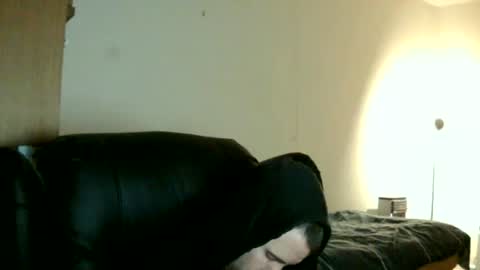 Snapshot of ryder93x chatting on March 20, 7:24 am Ryder93 online show from March 20, 7:24 am