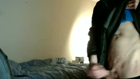 Snapshot of ryder93x chatting on April 16, 6:47 am Ryder93 online show from April 16, 6:47 am