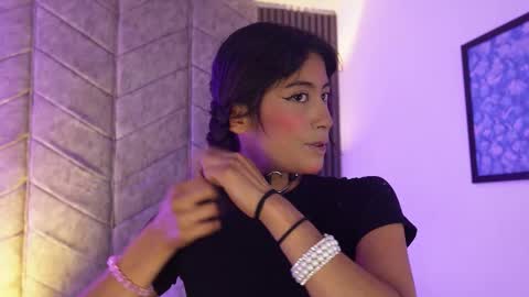 Snapshot of rynka__ chatting on February 3, 4:10 am rynka online show from February 3, 4:10 am