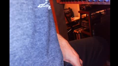 Snapshot of rynoxox chatting on December 7, 8:44 am rynoxox online show from December 7, 8:44 am