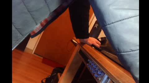 Snapshot of rynoxox chatting on March 9, 9:35 am rynoxox online show from March 9, 9:35 am