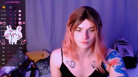  Alice  online show from October 19, 5:52 am