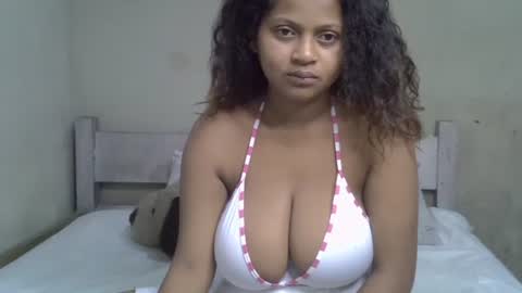 Snapshot of rywanna chatting on March 29, 6:02 am rywanna online show from March 29, 6:02 am