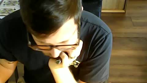 s1ave1989 online show from December 5, 10:12 am