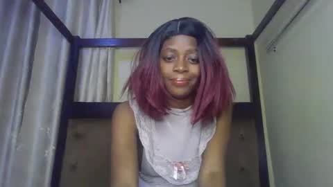 Snapshot of s_weetally chatting on December 4, 11:35 pm Ally online show from December 4, 11:35 pm