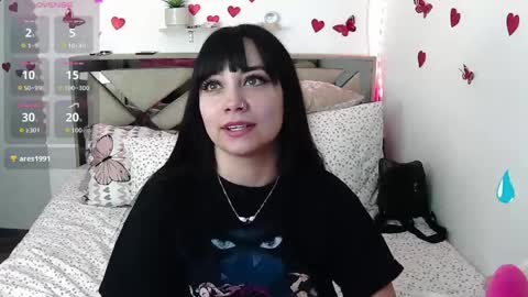 Snapshot of saabrina__ chatting on April 29, 5:30 pm Bri online show from April 29, 5:30 pm
