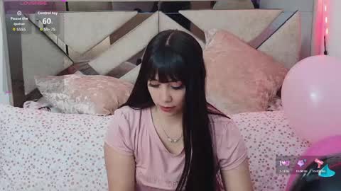 Snapshot of saabrina__ chatting on June 5, 4:13 pm Bri online show from June 5, 4:13 pm