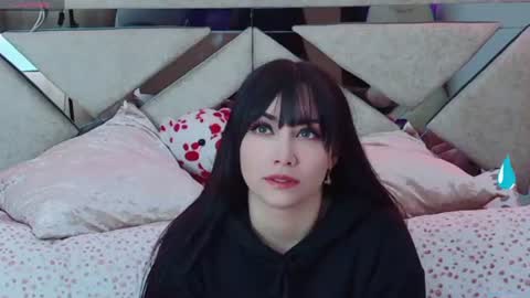Snapshot of saabrina__ chatting on July 16, 3:29 pm Bri online show from July 16, 3:29 pm