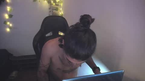 Danny online show from November 20, 4:23 am