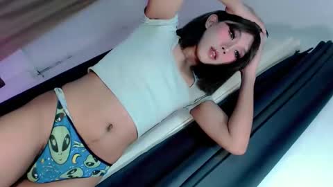 Snapshot of sable_monroe chatting on October 28, 5:59 pm cathllea online show from October 28, 5:59 pm