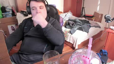 1141323  my Lord Mister Max   moms treasure online show from January 4, 9:43 am