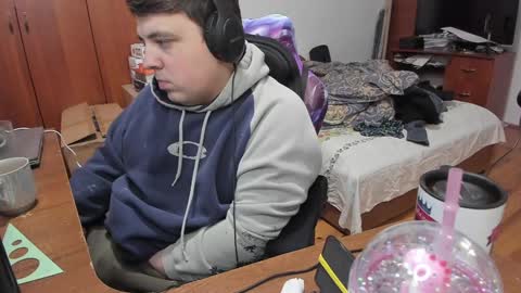 1141323  my Lord Mister Max   moms treasure online show from January 6, 2:37 am