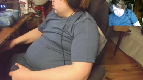 1141323  my Lord Mister Max   moms treasure online show from January 13, 7:08 pm