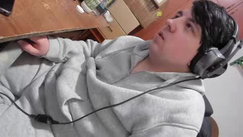 1141323  my Lord Mister Max   moms treasure online show from March 22, 10:46 pm