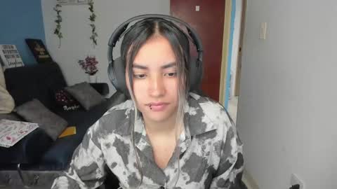 Angie  online show from February 22, 2:19 pm