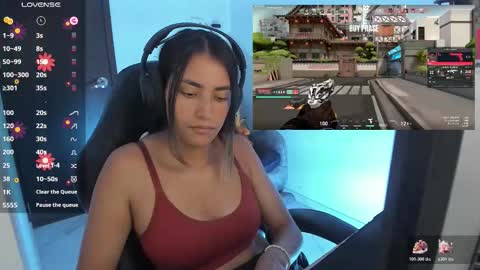 Angie  online show from January 31, 9:24 pm