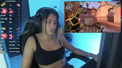 Angie  online show from February 3, 10:48 pm