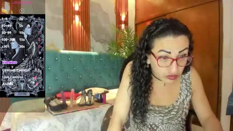 Snapshot of sabrina_dupont chatting on February 4, 3:40 pm SABRINA online show from February 4, 3:40 pm