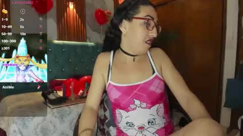 Snapshot of sabrina_dupont chatting on February 15, 12:58 pm SABRINA online show from February 15, 12:58 pm