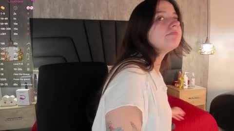 Snapshot of sabrina_lennox chatting on February 18, 8:14 pm Sabrina Maria online show from February 18, 8:14 pm