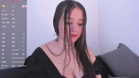 Sabrina Maria online show from June 6, 7:07 pm