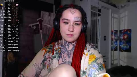 Lilith Solar online show from November 5, 7:03 pm