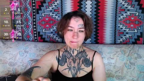 Snapshot of sabrina_raiders_666 chatting on June 18, 2:32 pm Lilith Solar online show from June 18, 2:32 pm
