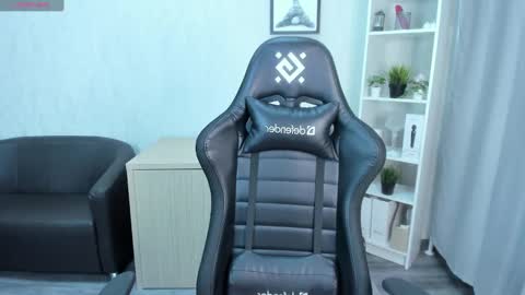 GMT7TueWedThuFriSatSun 0100am-0700am online show from January 28, 9:19 pm