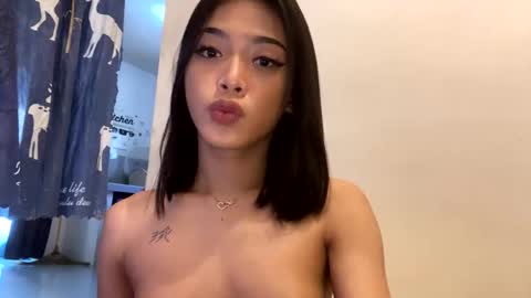 Snapshot of sabrinaametyst chatting on December 6, 12:23 am urHOT SABBY online show from December 6, 12:23 am