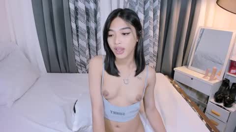 Snapshot of sabrinaametyst chatting on February 27, 5:26 pm urHOT SABBY online show from February 27, 5:26 pm