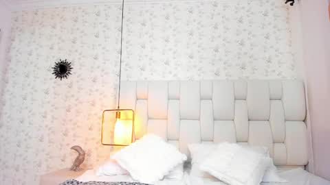 sabrinaandjhons online show from February 8, 7:38 pm
